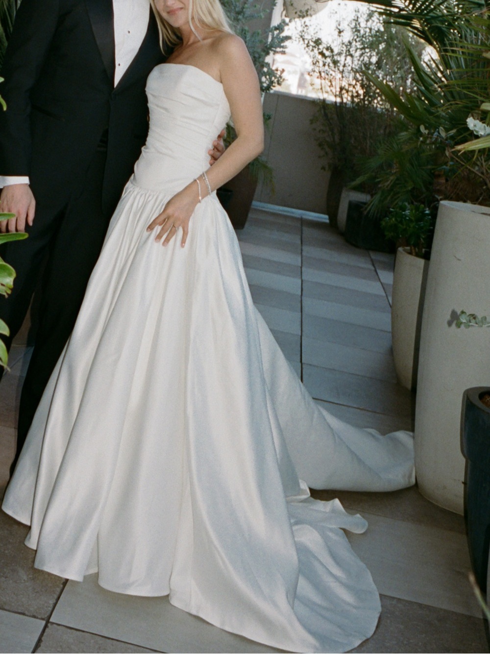 KYHA Lucky Gown - Wedding Dress - Picture 10 of 10